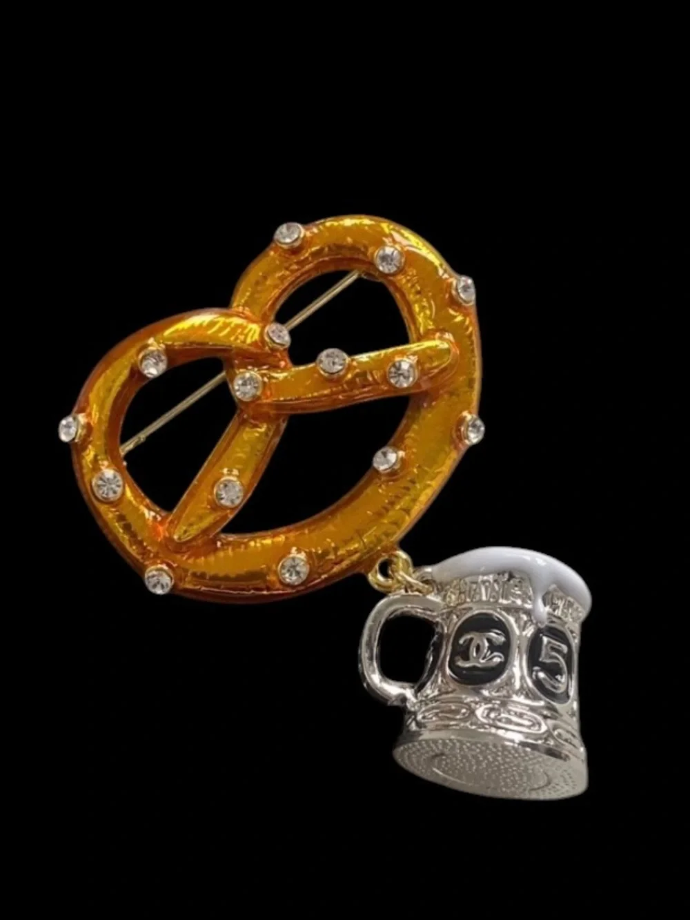 double C Paris Metiers D’Art Pretzel 🥨 Paris- Salzburg Fall Collection Brooch